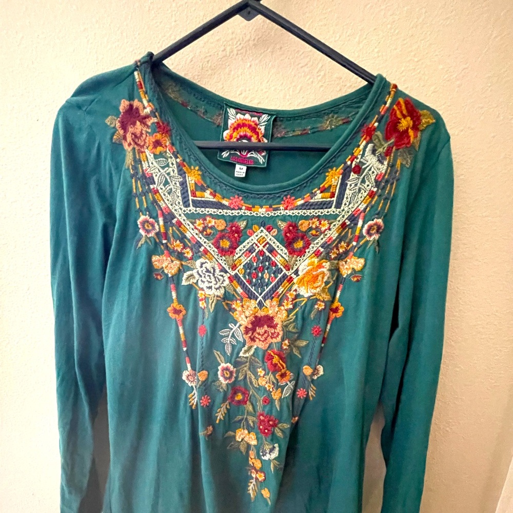 Johnny Was Teal Embroidered Long Sleeve Top Size M
